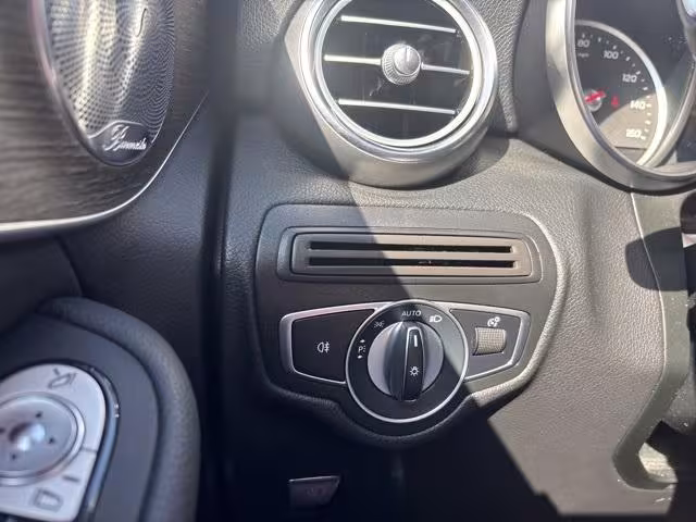 2020 Mercedes-Benz GLC-Class - WDC0G8DB1LF742960 - Image #24